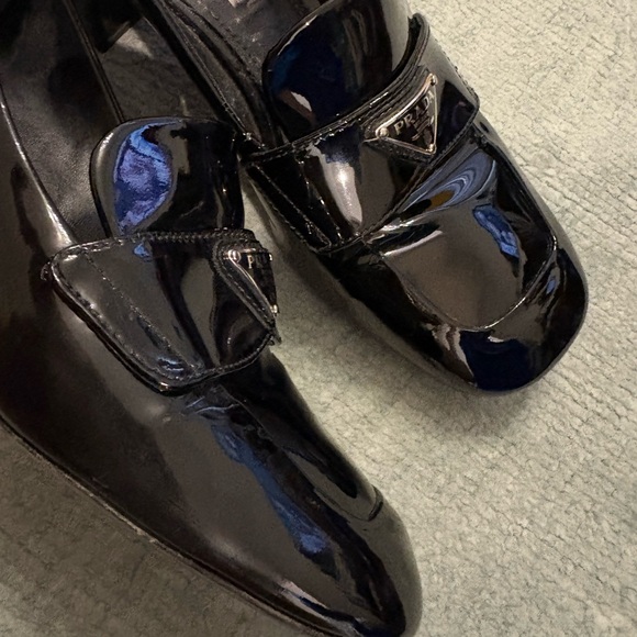Prada Black Patent Leather Loafers 36 6 5.5 - Picture 4 of 7